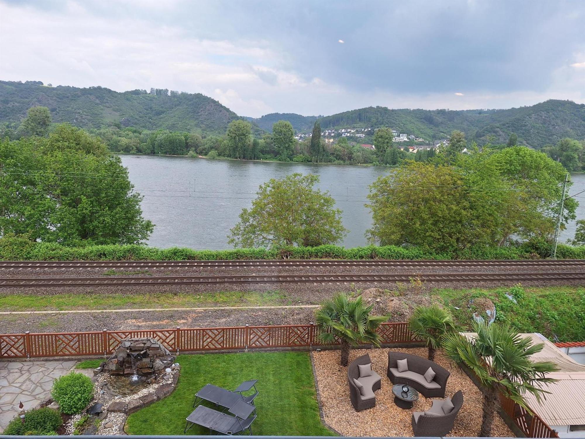 Am Rhein Apartment