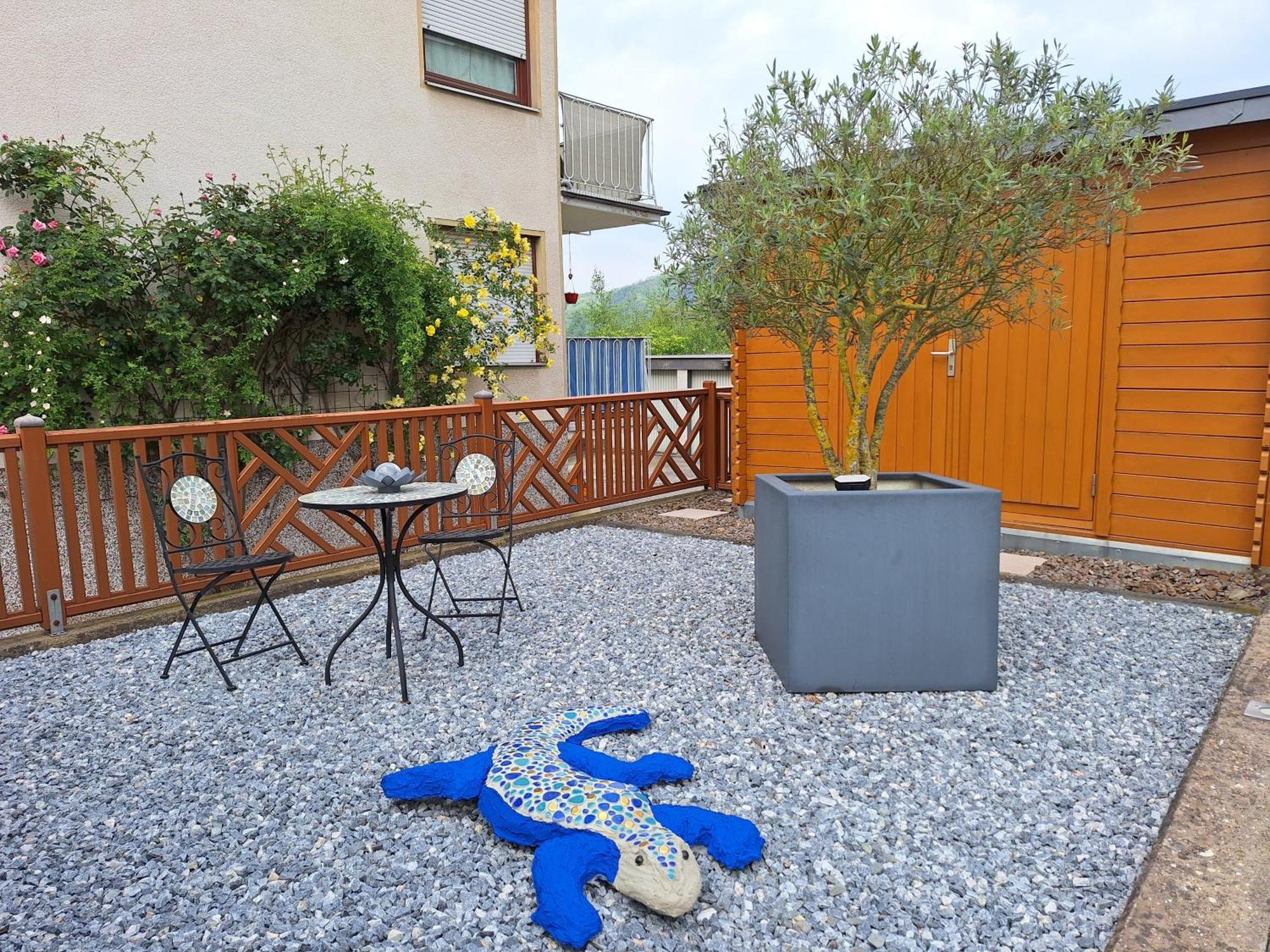 Am Rhein Apartment *